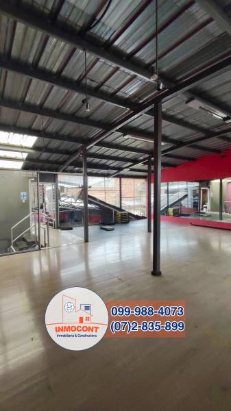 C1217 Amplio local comercial en venta